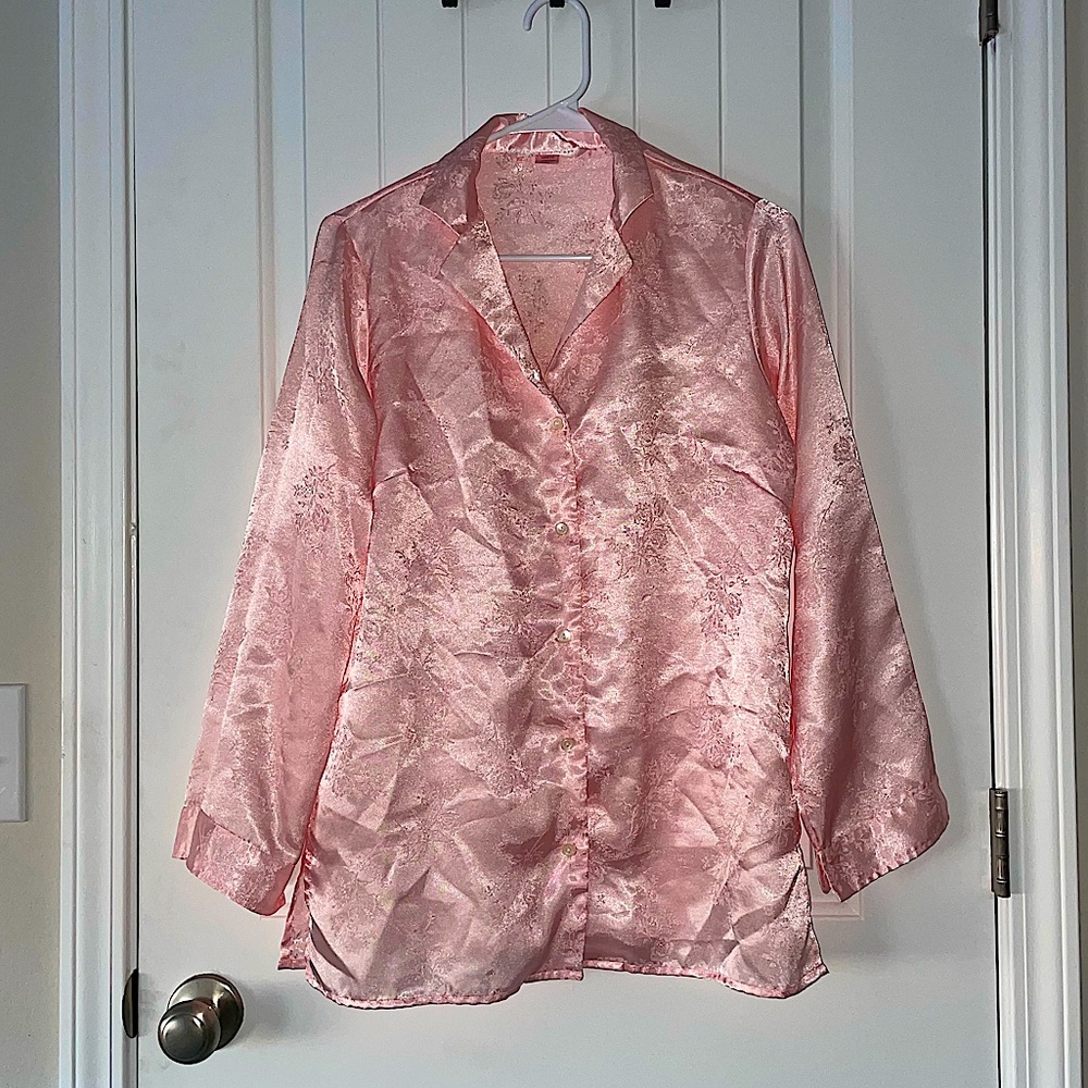 Victoria’s Secret Pink Floral Satin Buttoned Down Pajama Blouse - S